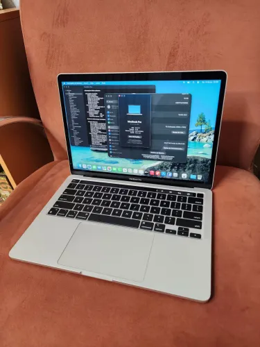 MacBook Pro chip M1 16gb de RAM 2020