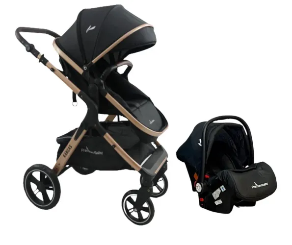 Carrinho de bebê e bebê conforto