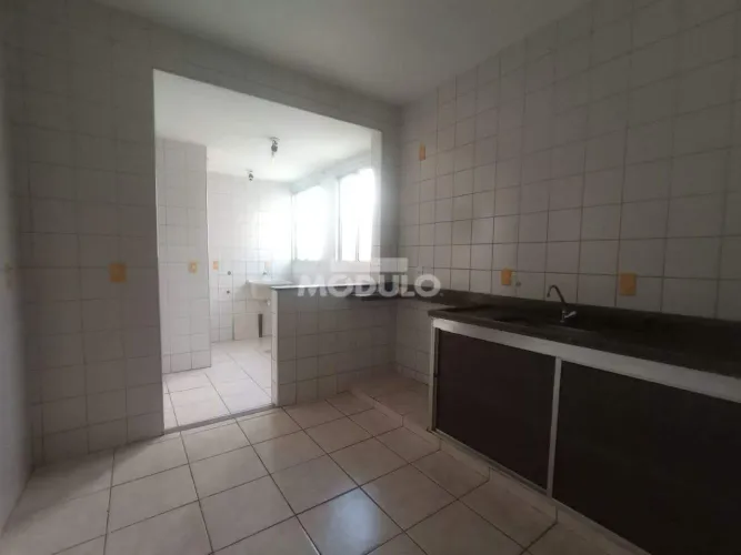 Apartamento residencial disponível para locação no bairro Santa Mônica.