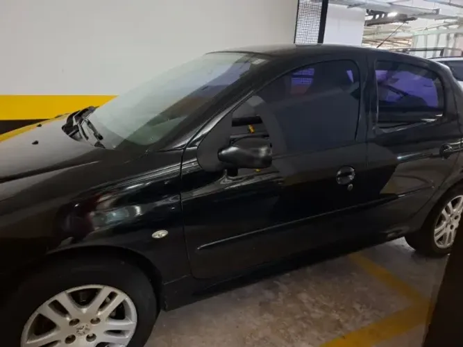 Peugeot 206 Allure 1.6 Flex 16V 5P 2008