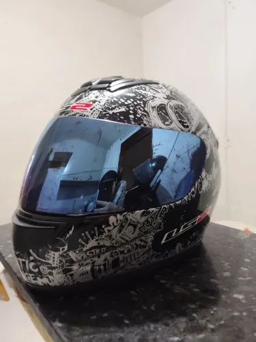 CAPACETE LS2 LUNATIC FF351