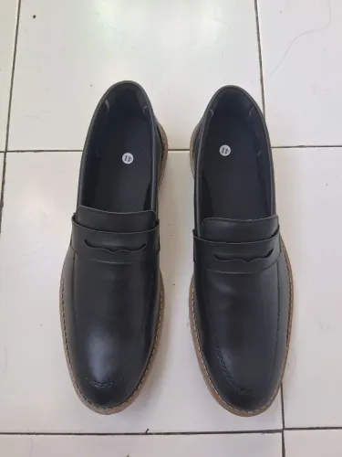 Sapato social bico fino