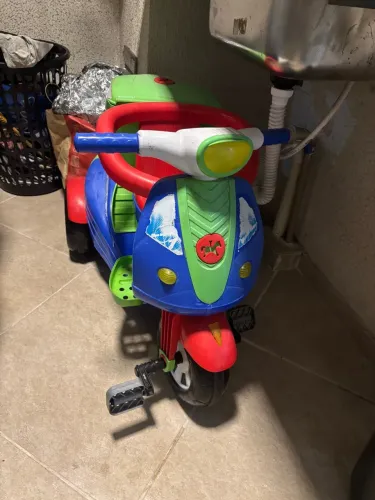 Vende-se moto infantil