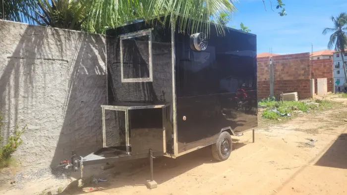 Trailers, Food Trucks e Carretinhas 