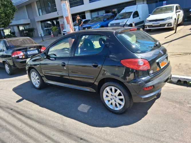 Peugeot 207 XS 1.6 Flex 16V 5P 2010