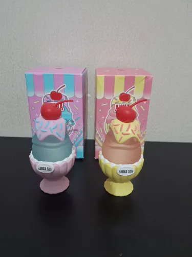 Miniaturas perfume sundae raras Anna sui valor por unidade