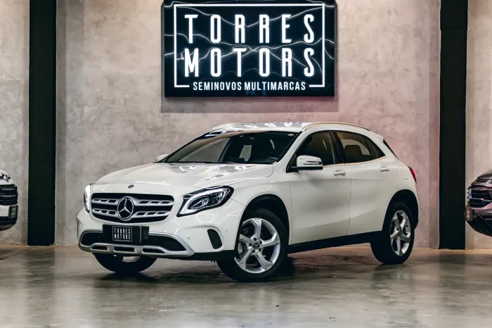 Mercedes-Benz GLA 200 Adv. 1.6/1.6 TB 16V Flex Aut. 2018