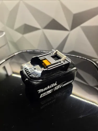 Bateria Makita 18v 4.0mah - zerada