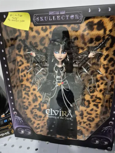 Elvira Skullector Monster High + brinde