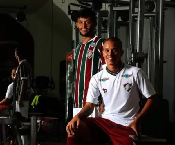 Camisa 2 Fluminense ORIGINAL 2015 Dry World (P - 69cm x 45cm)