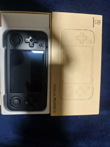 Jogo de mão anabernic modelo RG35XXH