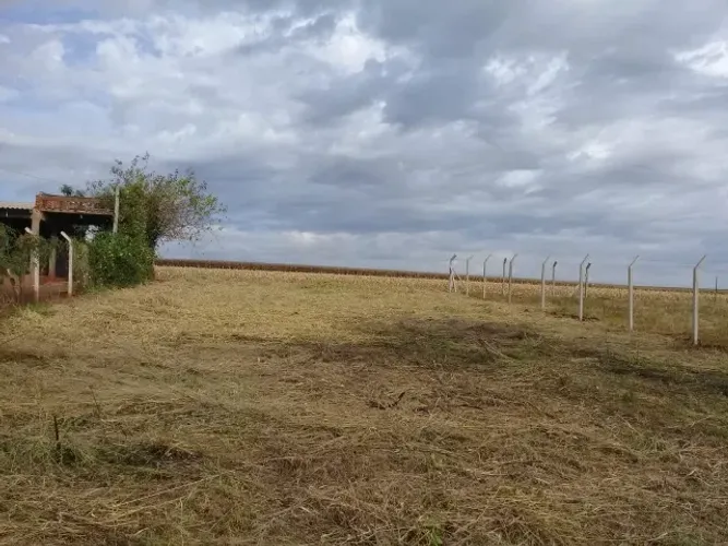 Terreno de 1.000m² a 200m do Rio - 5 min do Centro de Primeiro de Maio (Aceita Troca!)