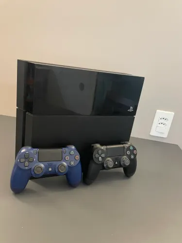 PlayStation 4 Fat