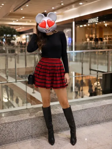 Saia Forever 21