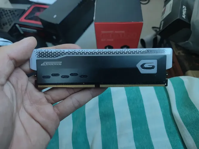 Memória RAM | 1x08GB | 3200Mhz | Geil | Defeito