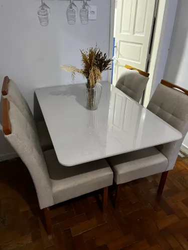 Mesa 4 Cadeiras
