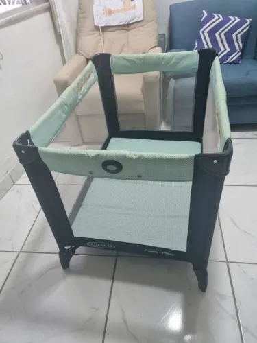 Cercadinho importado Graco Pack'n Play original em ótimo estado