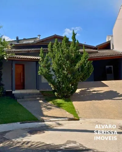 Casa em condominio com 3 dormitórios, sendo uma súite - Porto Feliz/SP