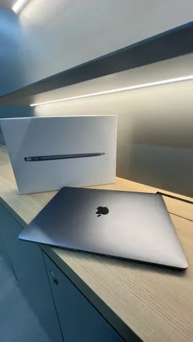 MacBook Air M1 - 256gb