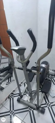 elíptico caminhada academia 