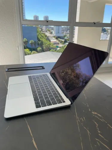 MacBook Air 2019