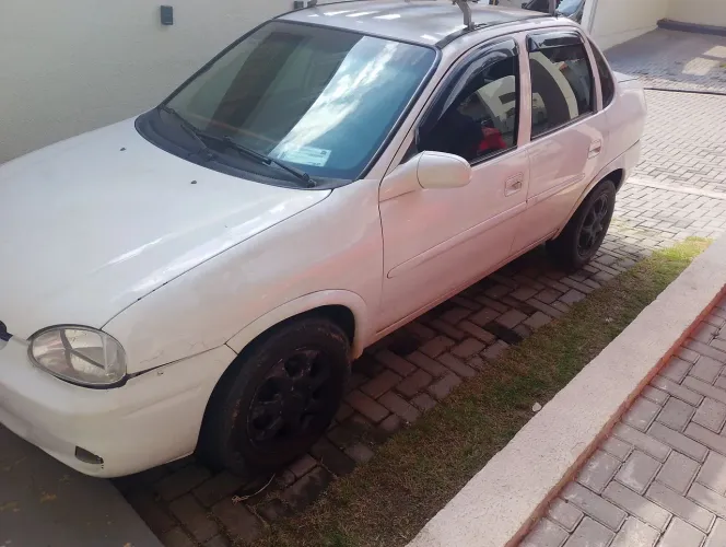 Chevrolet Corsa GL 1.6 MPFI / 1.4 EFI 2P E 4P 1999