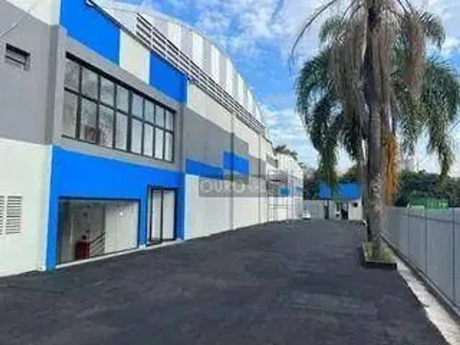 GALPÃO DE ALTO PADRÃO PARA LOCAÇÃO - 10.240 M²