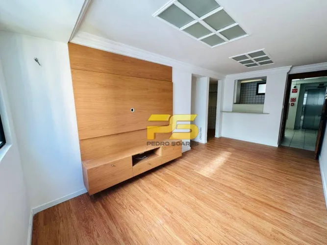 Apartamento com 2 dormitórios à venda, 70 m² por R$ 320.000,00 - Manaíra - João Pessoa/PB