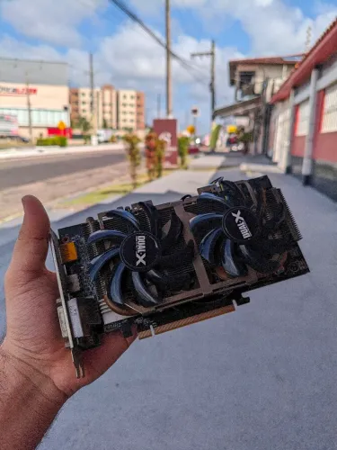 Placa de vídeo R9 380 4GB