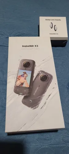 Câmera insta360 x3
