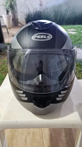 Capacete Peels escamoteável - TAM. 56