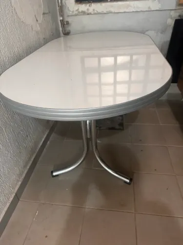 Mesa de Cozinha Extensível Branca - Abre para 8 Lugares - Só a Mesa 