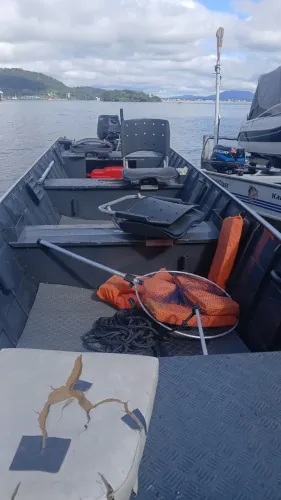 BARCO DE ALUMINIO 6M