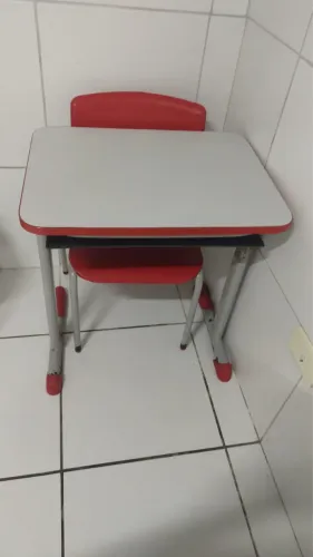Cadeiras escolares