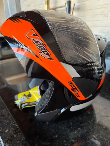 Capacete Escomoteavel lacrado
