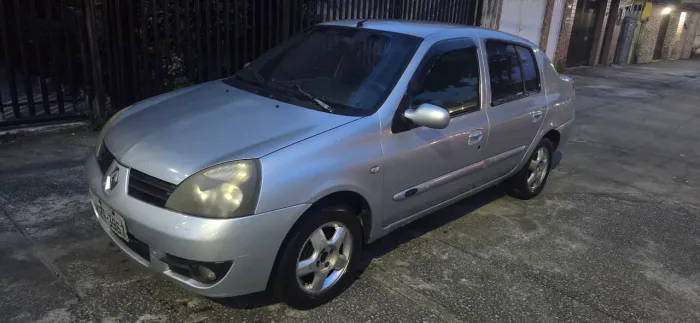 Renault Clio Sed. Privilège Hi-flex 1.6 16V 4P 2006