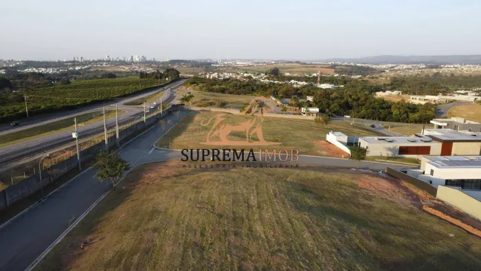 Terreno de esquina à venda com 1.052,38 m² - UP Residencial - Sorocaba/SP