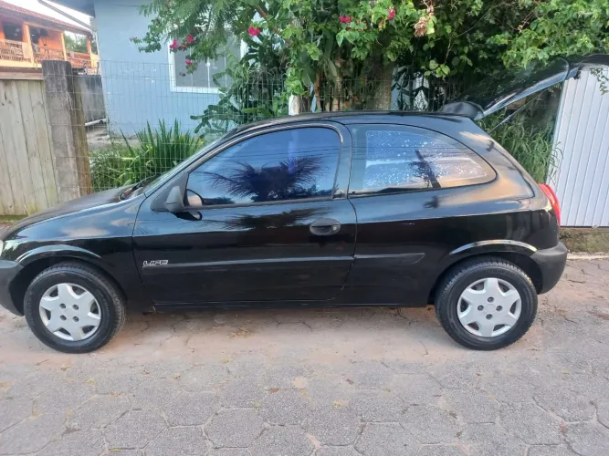 Chevrolet Celta 1.0/super/n.piq.1.0 MPFI VHC 8V 3P 2004