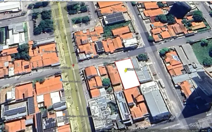 Terreno à venda, no bairro Fátima, Teresina, PI