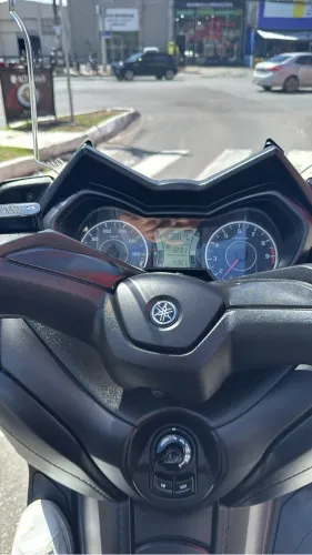 X max nova, super conservada.