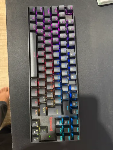 Teclado Mecânico Gamer Redragon RGB - Super Conservado / Quase Novo