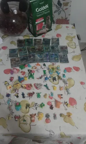 Figures pokemon e cartinhas pokemon leia descricao