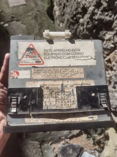 Rádio Antigo De Carro FORD