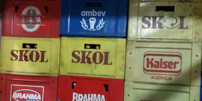 26 Engradados de Cerveja ? Ótimo Estado | Ideal para Bar, Depósito ou Revenda
