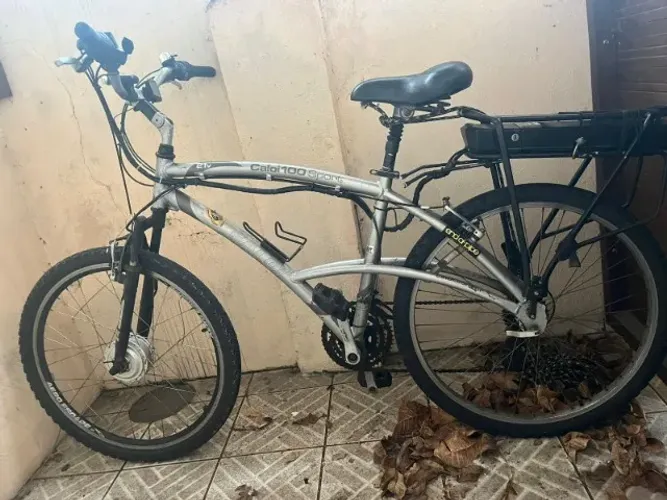 Bike elétrica Caloi 100 / Fitzz