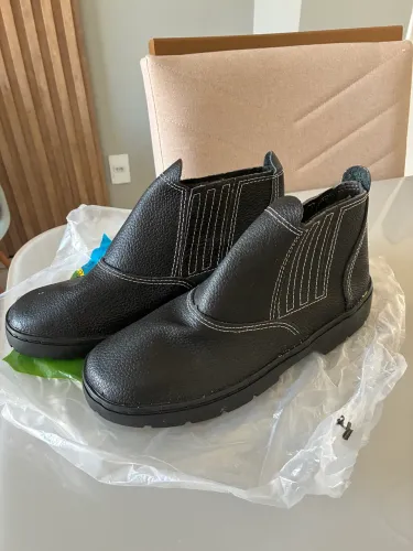 Bota de segurança trabalho