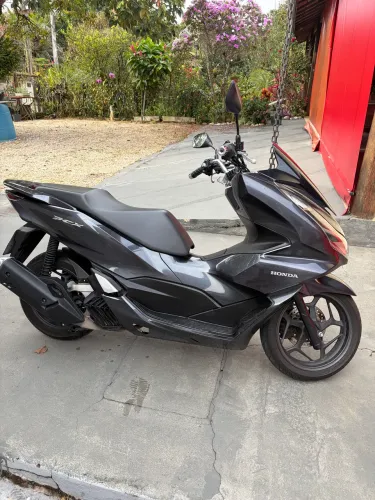 Honda PCX 160 - Baixo KM