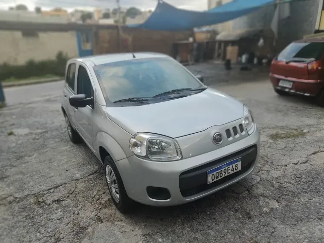 Fiat Uno Vivace Celeb. 1.0 EVO F.flex 8V 5P 2013