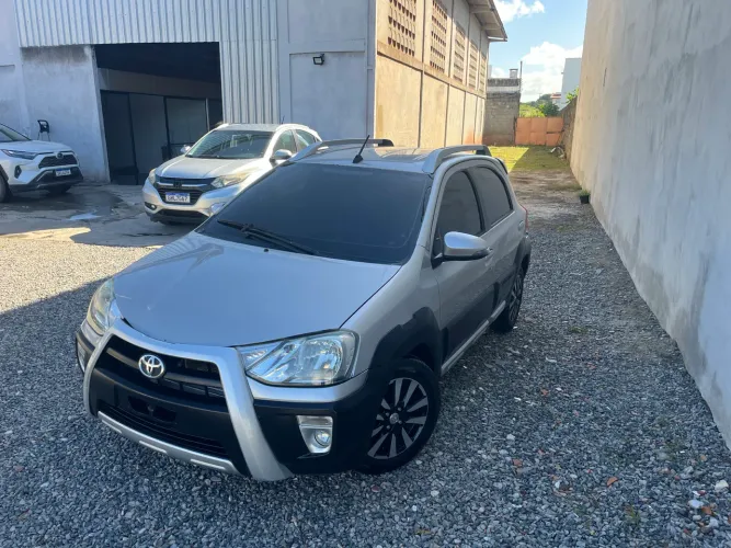 Toyota Etios Cross 1.5 Flex 16V 5P Aut. 2018