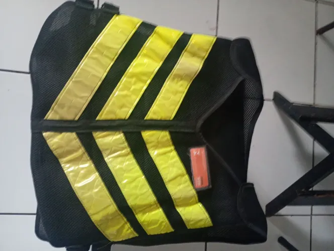 Colete para motoboy com o selo do Inmetro